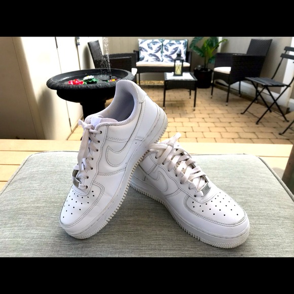 Nike Shoes - Nike Air Force 1